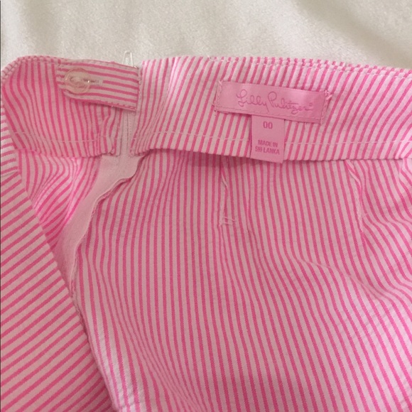 Like New🌸Lilly Pulitzer Liza Seersucker Shorts - Picture 7 of 8